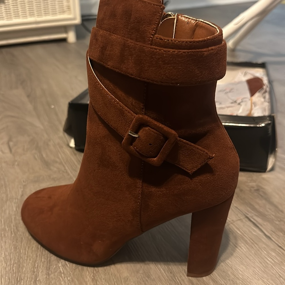 New York & Company brown boots